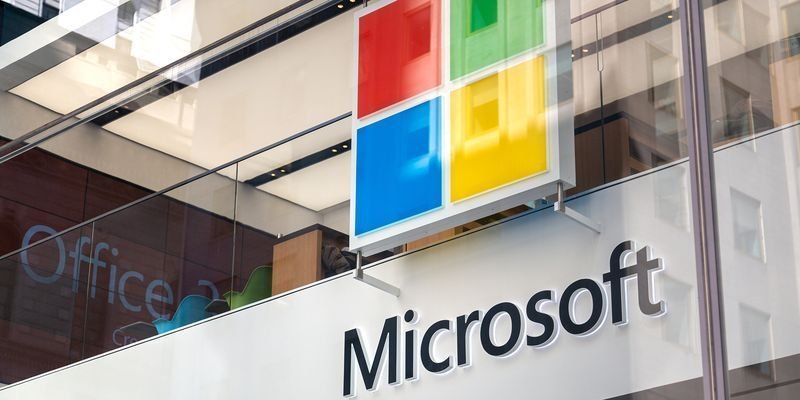 Microsoft posts double-digit Q1 earnings growth, but signals slowdown in cloud services